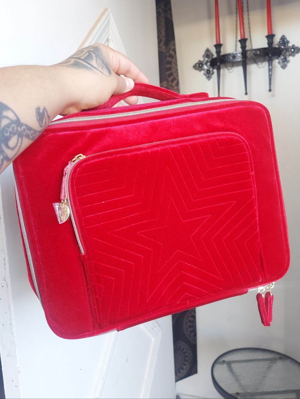 Estee Lauder Holiday Velvet Travel Case NEW